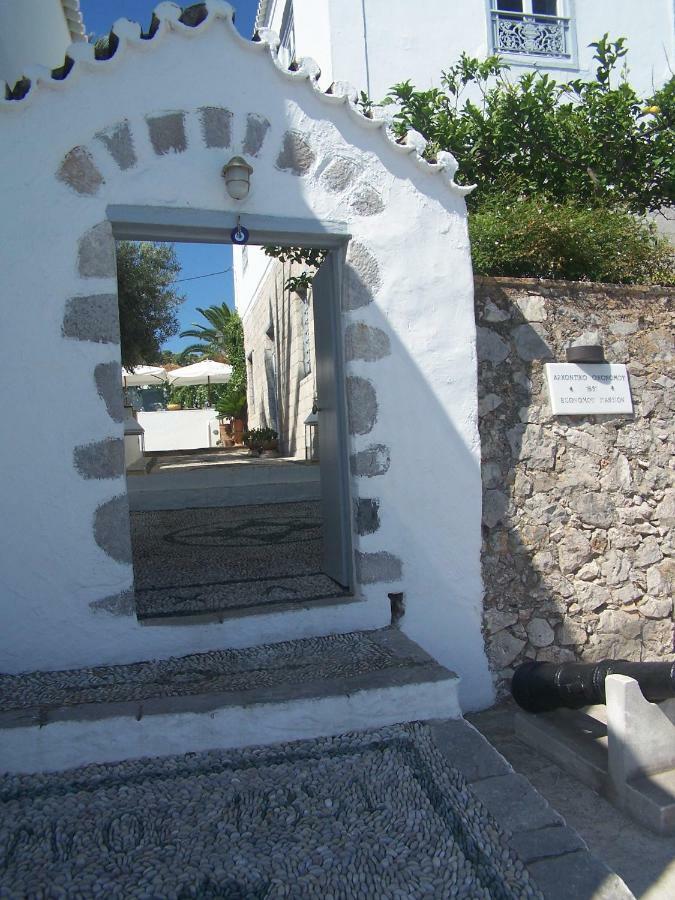 Economou Mansion Apart otel Spétses Dış mekan fotoğraf