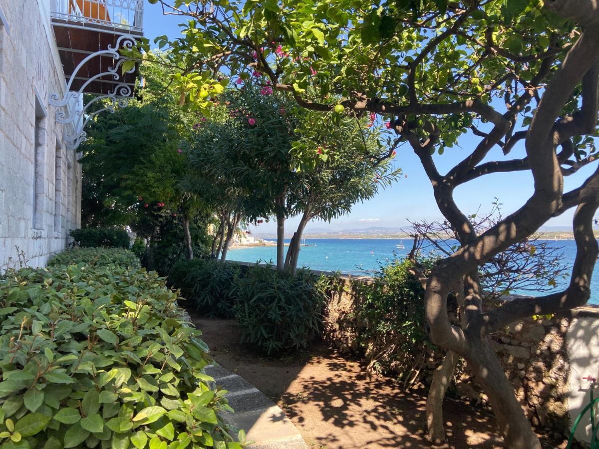 Economou Mansion Apart otel Spétses Dış mekan fotoğraf